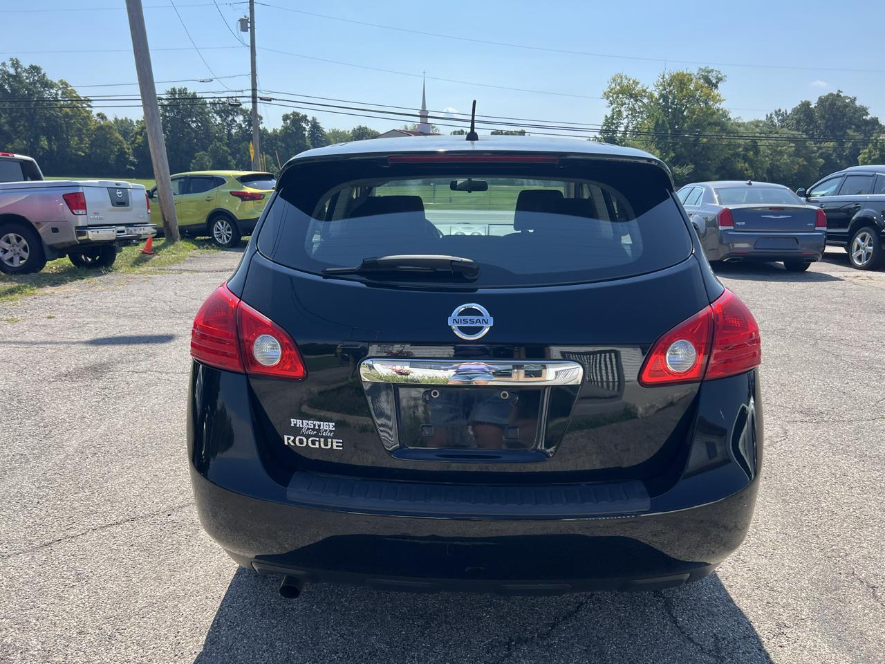 Nissan Rogue S FWD Krom Edition 2012