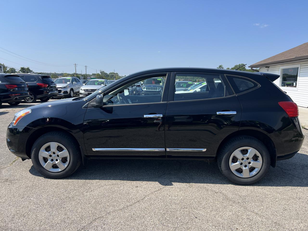 Nissan Rogue S FWD Krom Edition 2012
