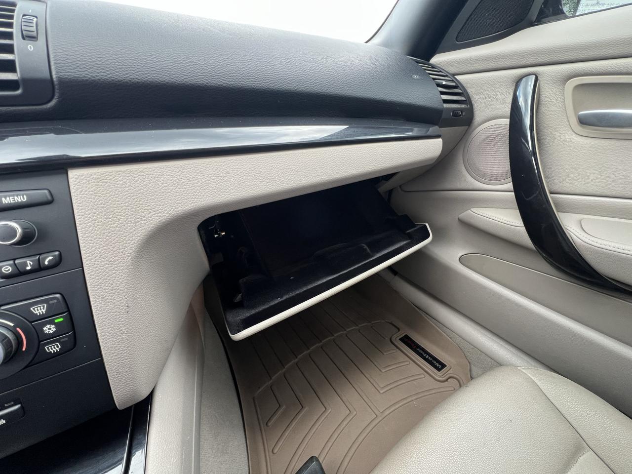 BMW 1-Series 128i Convertible 2009