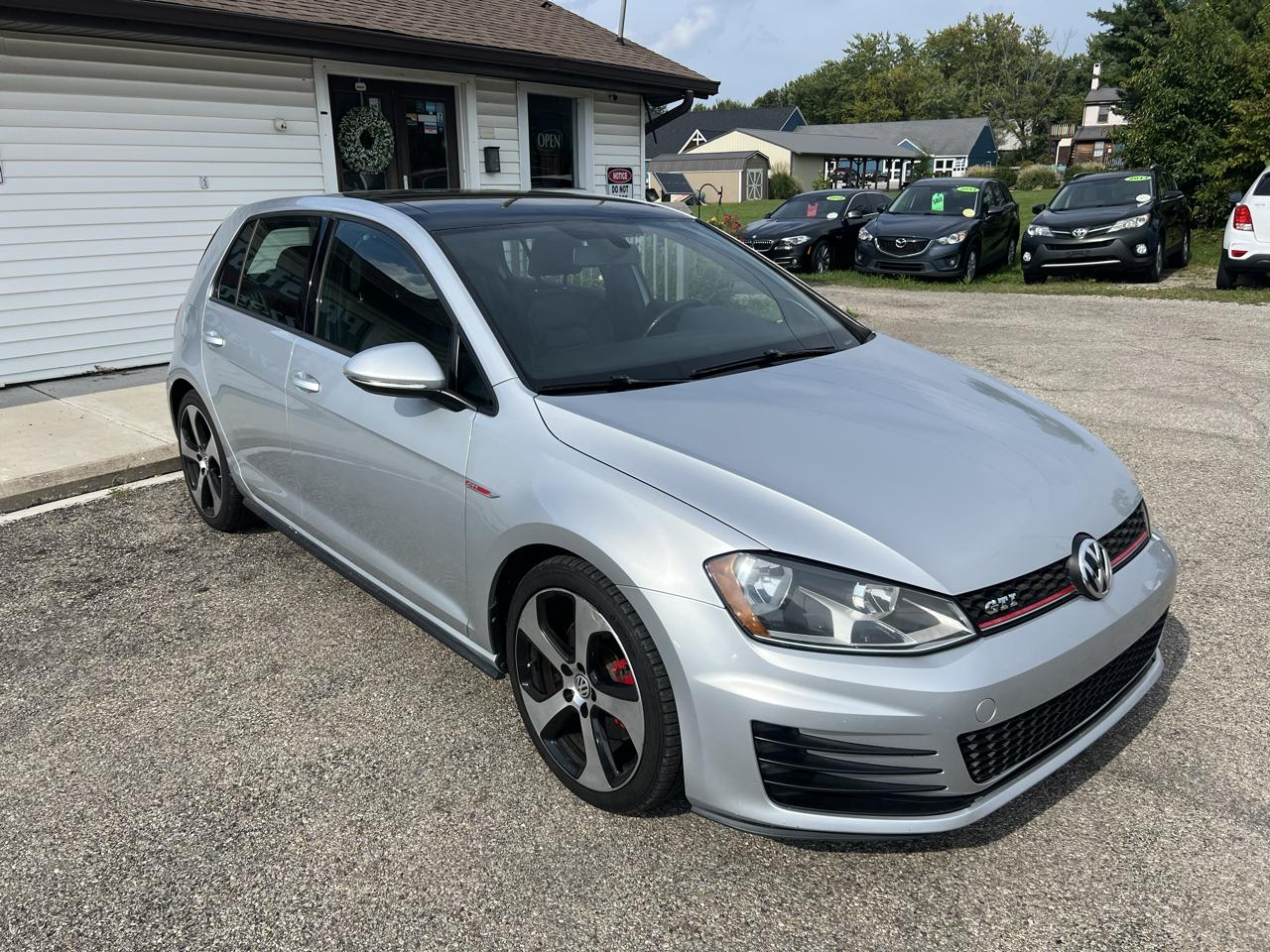 Volkswagen GTI SE 6A 4-Door 2015