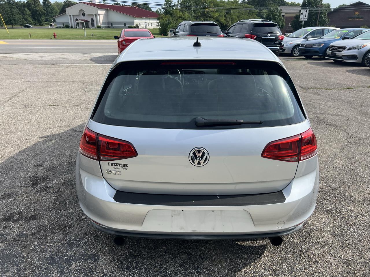 Volkswagen GTI SE 6A 4-Door 2015
