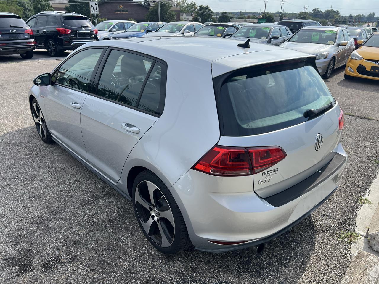 Volkswagen GTI SE 6A 4-Door 2015