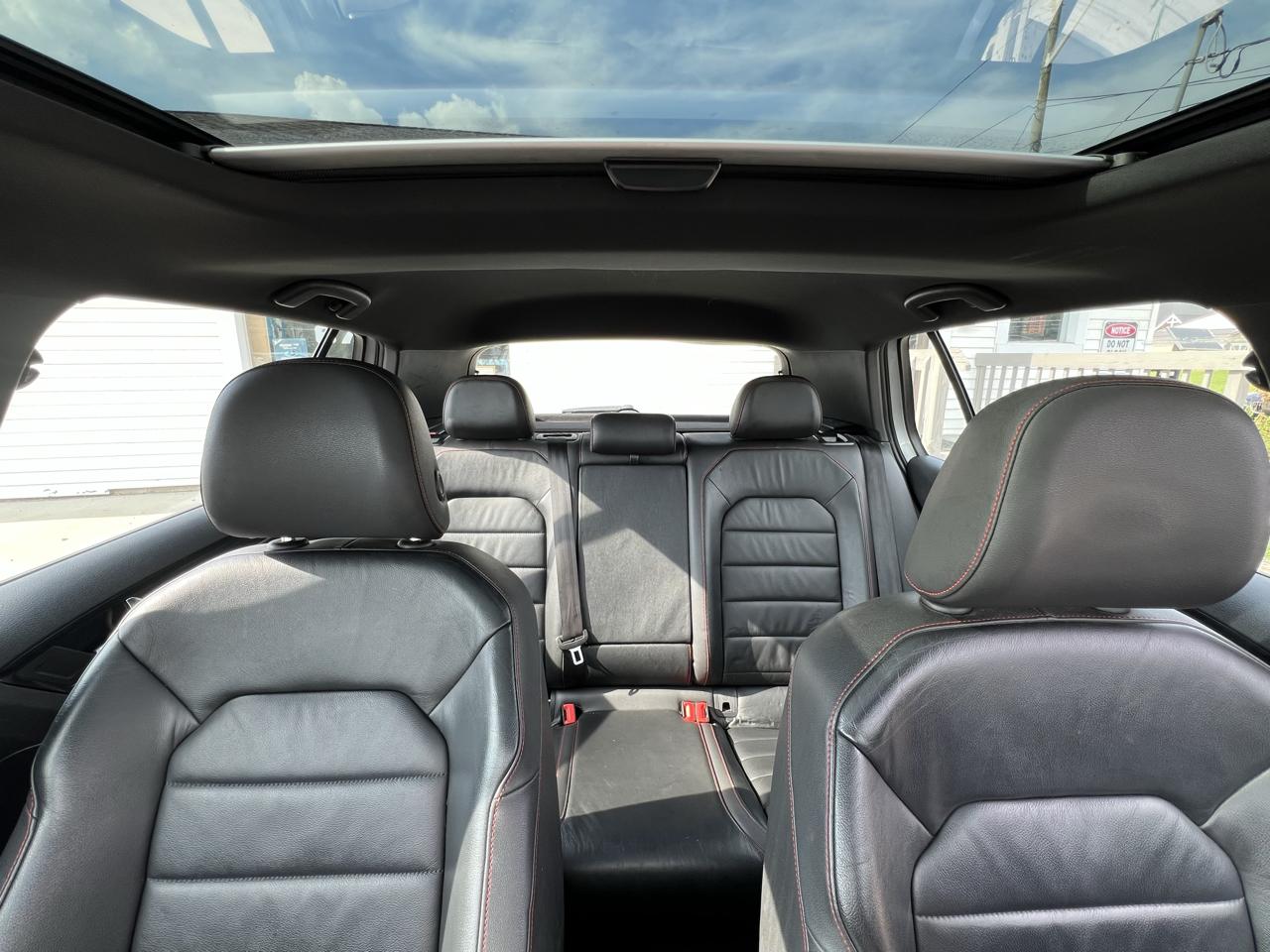 Volkswagen GTI SE 6A 4-Door 2015