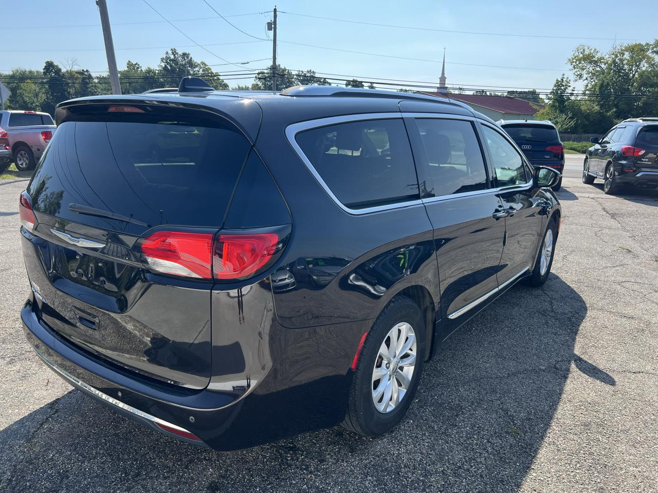 Chrysler Pacifica Touring-L 2019