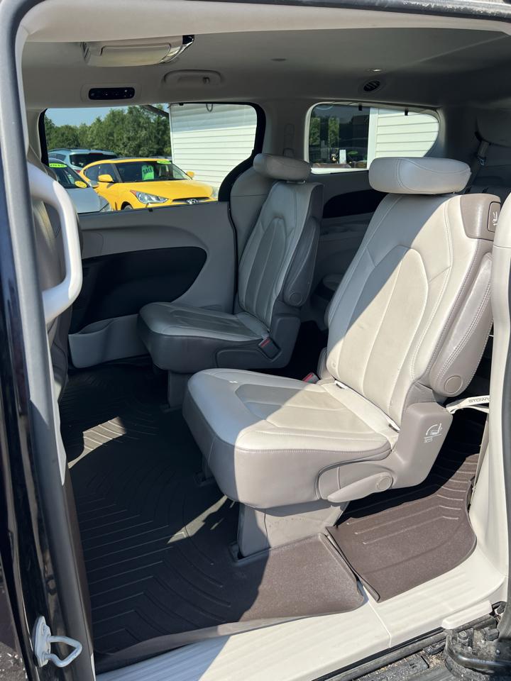 Chrysler Pacifica Touring-L 2019