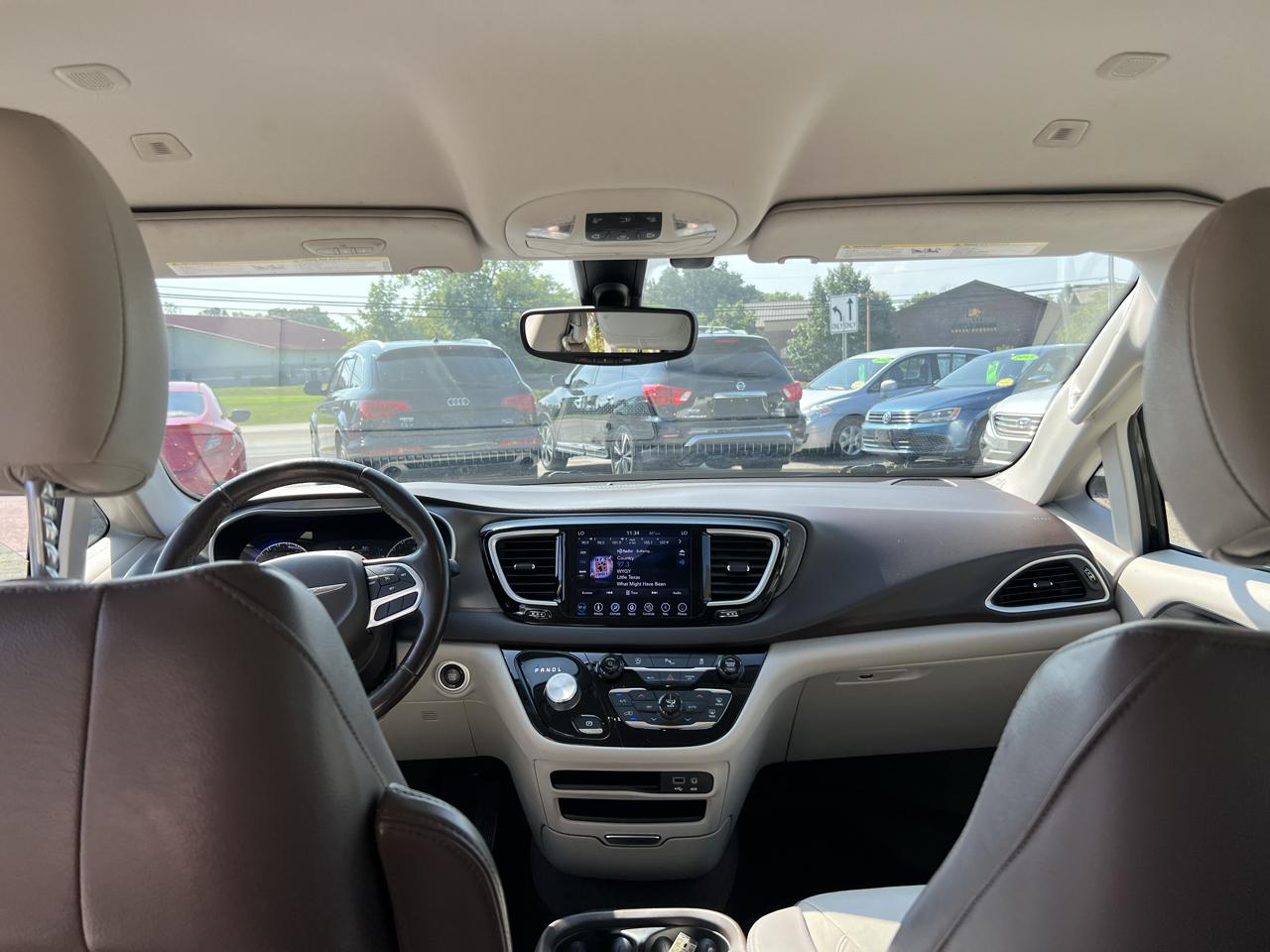Chrysler Pacifica Touring-L 2019