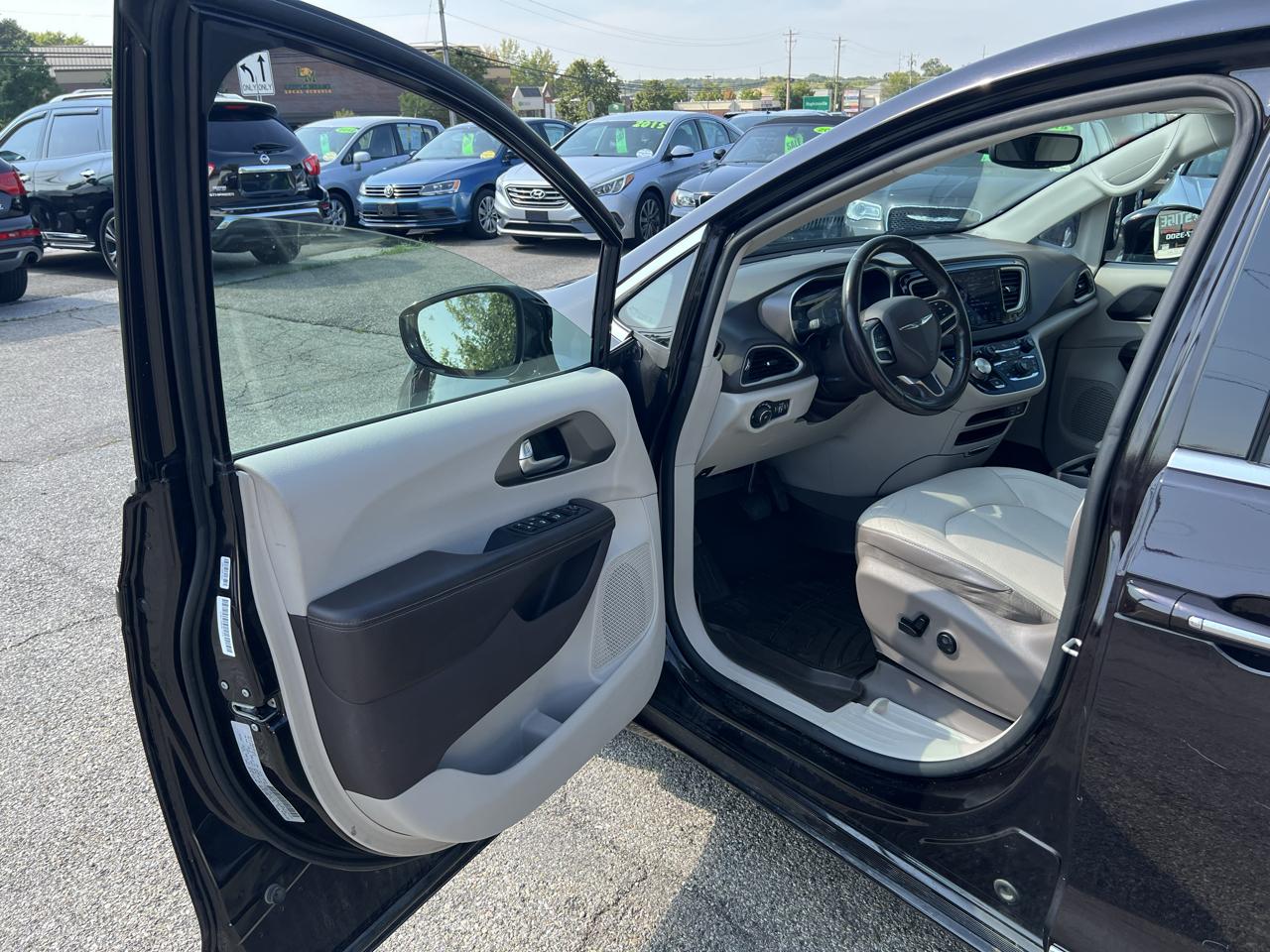 Chrysler Pacifica Touring-L 2019