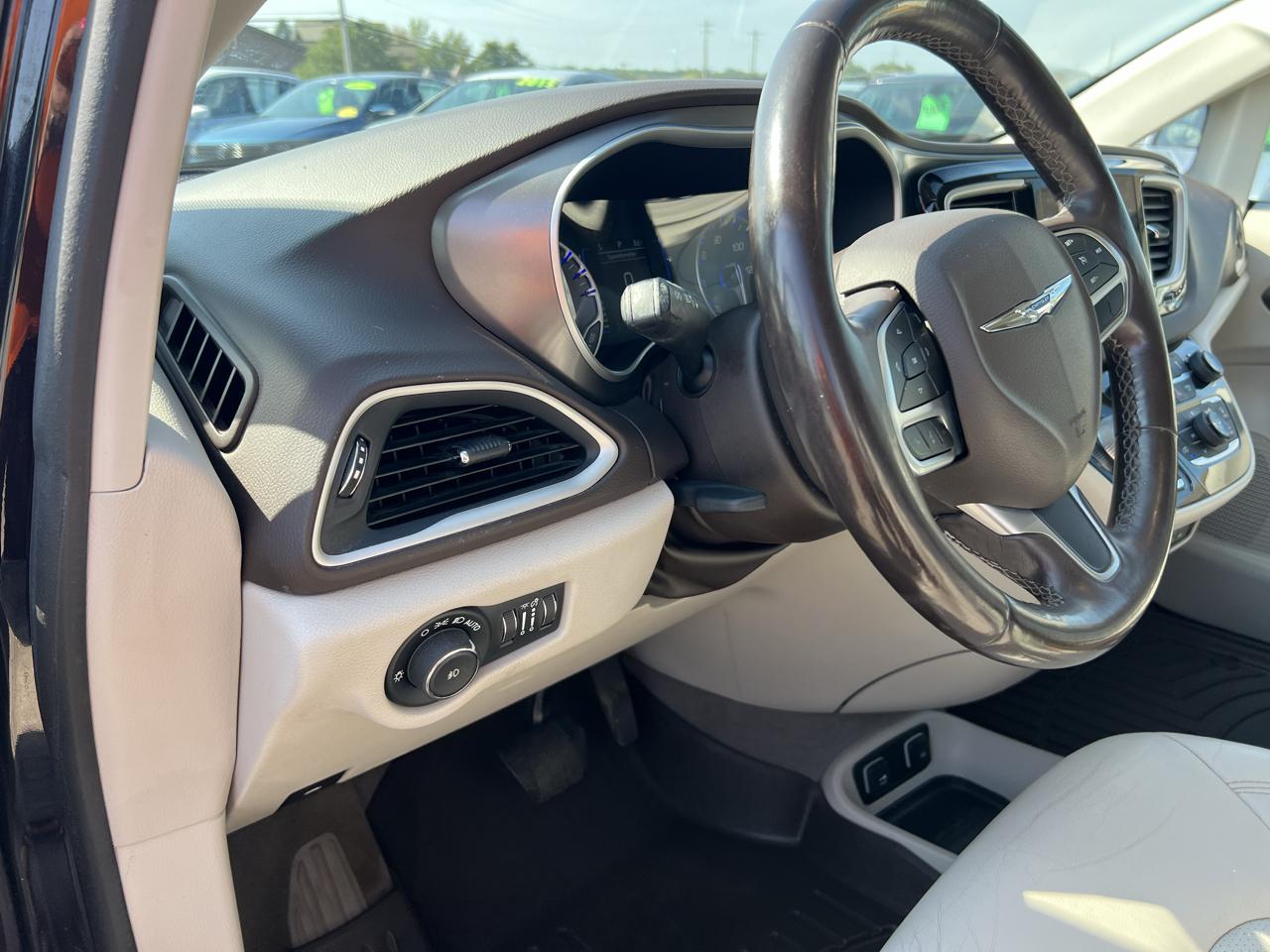Chrysler Pacifica Touring-L 2019