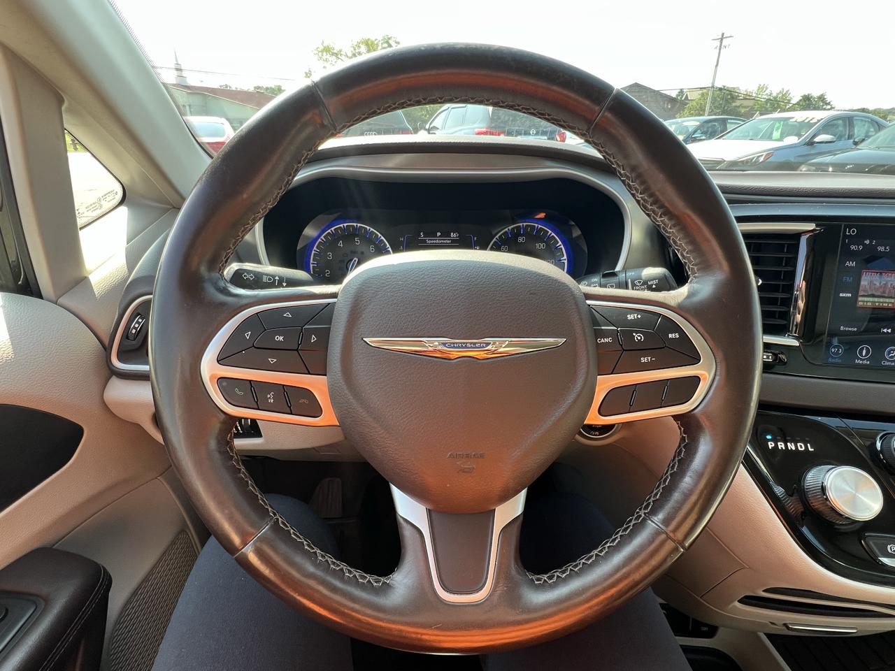 Chrysler Pacifica Touring-L 2019