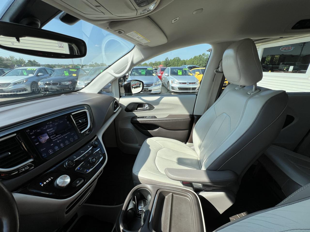 Chrysler Pacifica Touring-L 2019