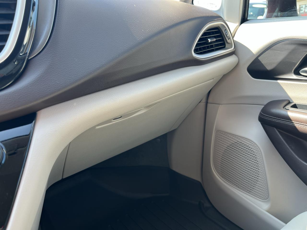 Chrysler Pacifica Touring-L 2019