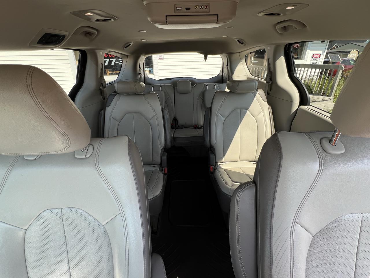 Chrysler Pacifica Touring-L 2019