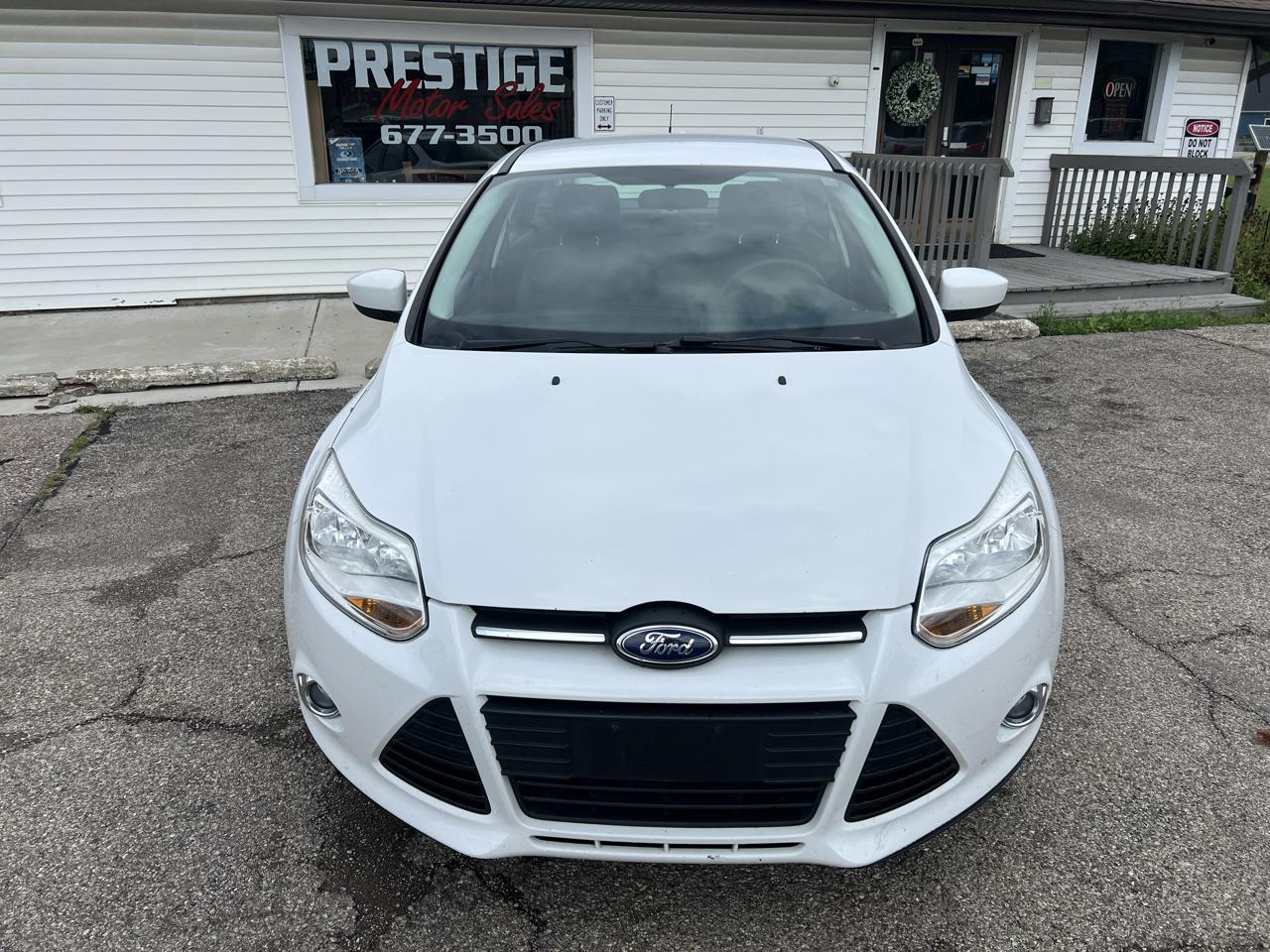 Ford Focus SE Sedan 2012