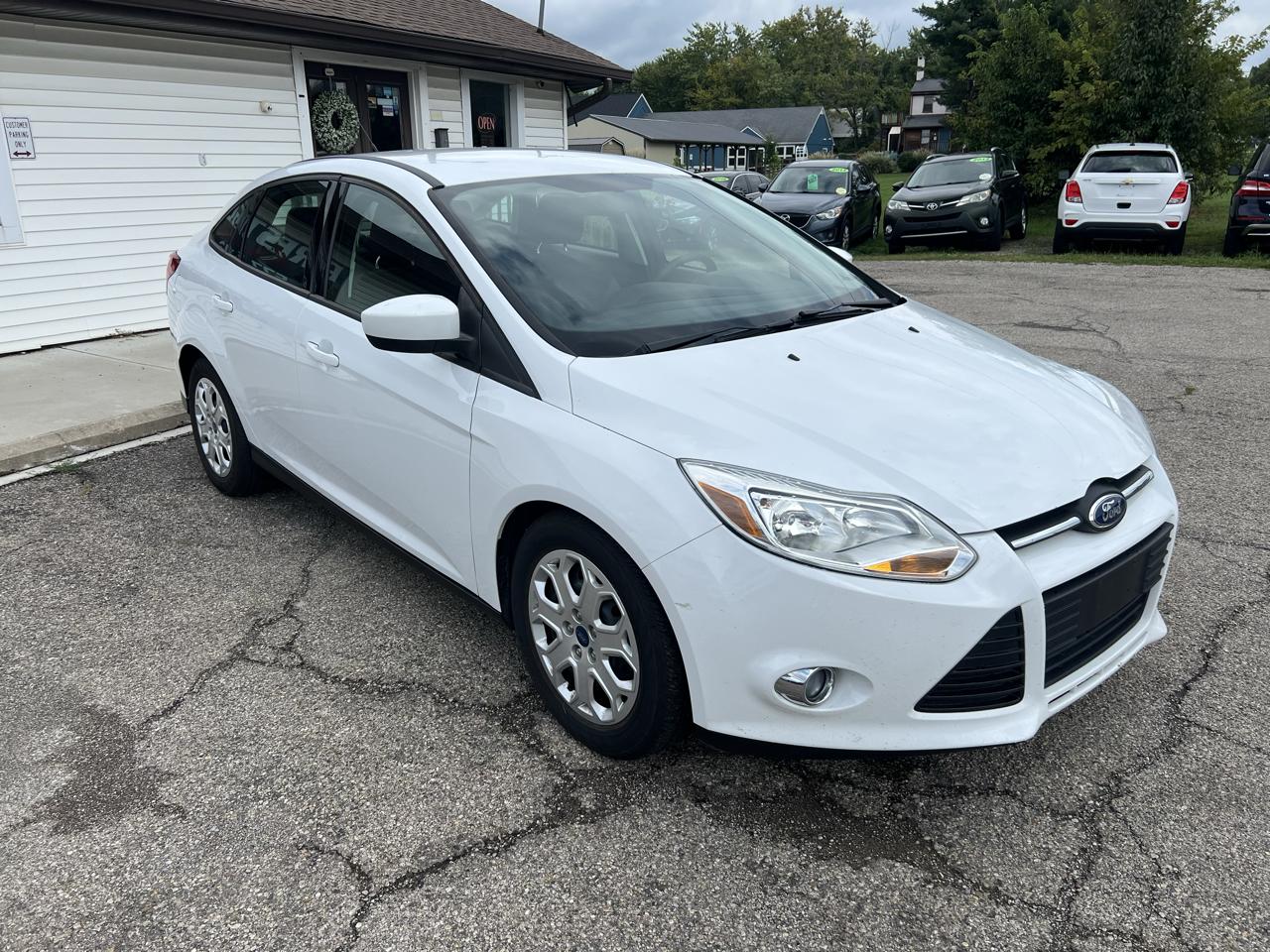 Ford Focus SE Sedan 2012