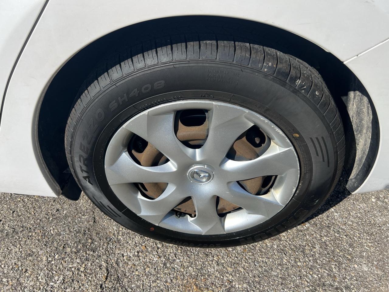 Mazda MAZDA3 i Sport AT 4-Door 2015