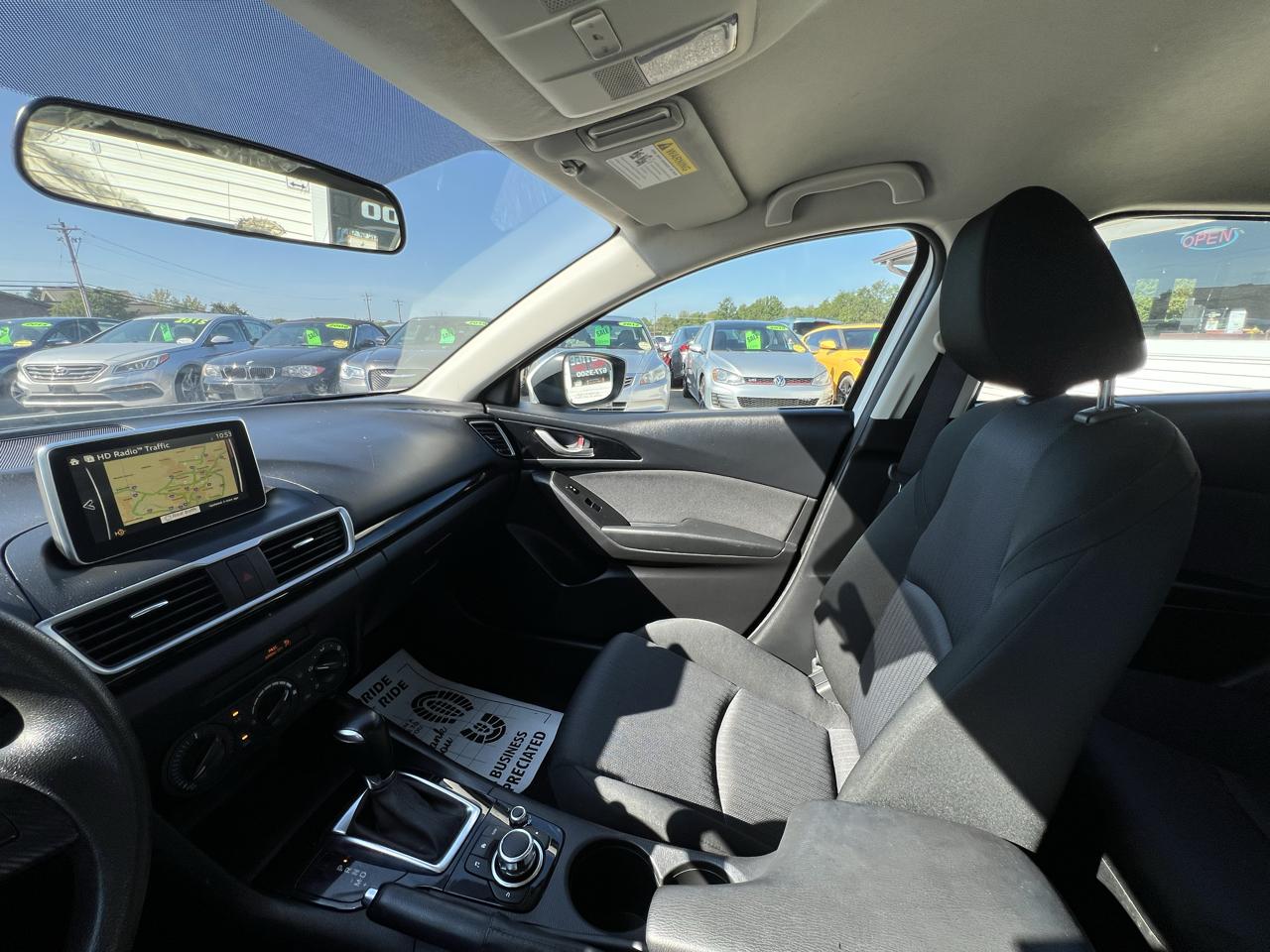 Mazda MAZDA3 i Sport AT 4-Door 2015