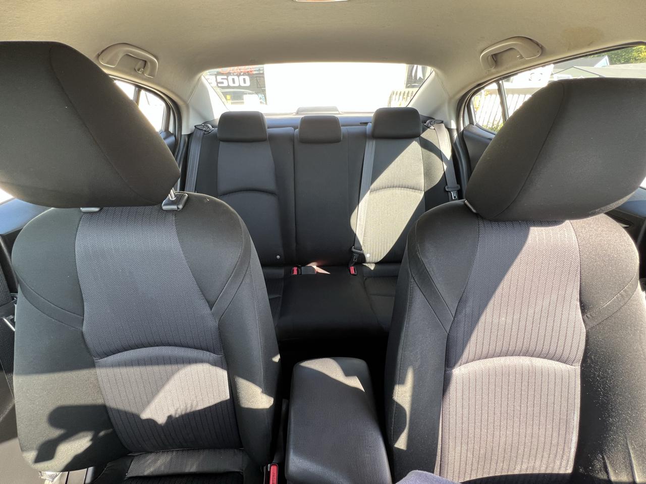 Mazda MAZDA3 i Sport AT 4-Door 2015