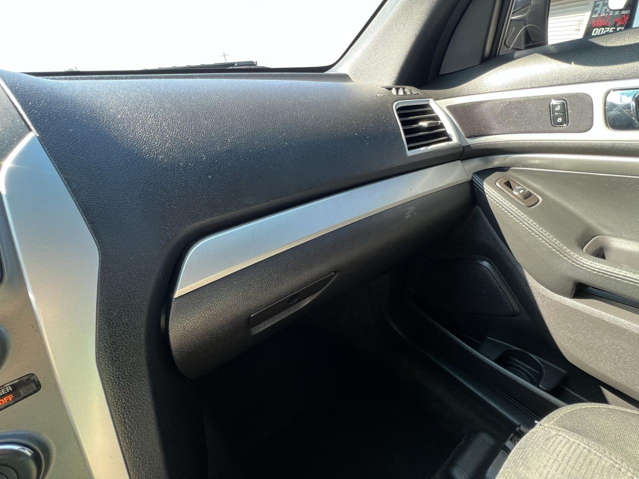 Ford Explorer XLT 4WD 2015