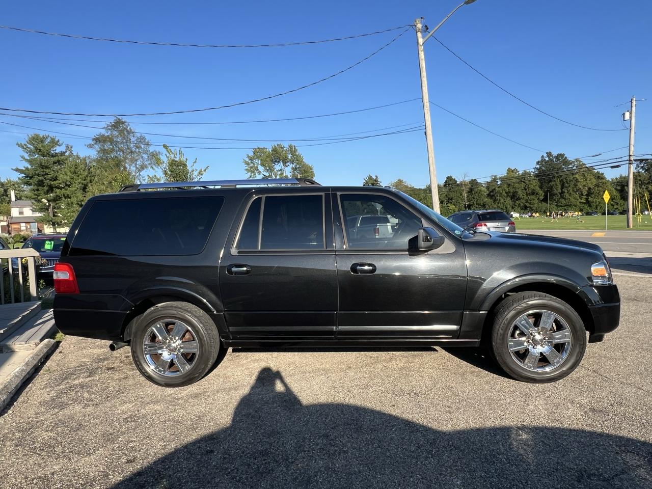 Ford Expedition EL Limited 4WD 2010