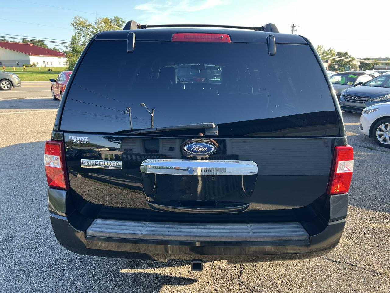 Ford Expedition EL Limited 4WD 2010