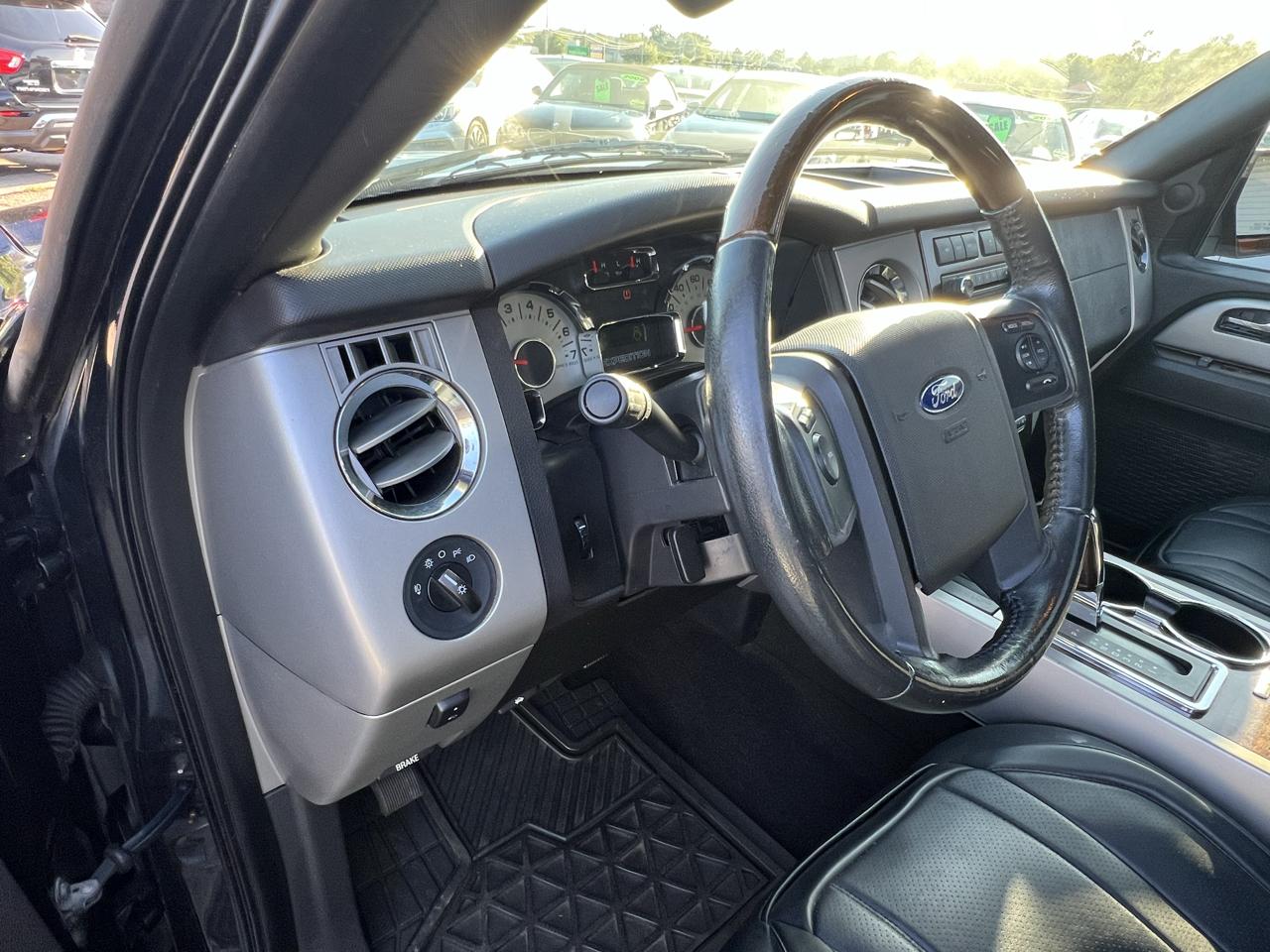 Ford Expedition EL Limited 4WD 2010