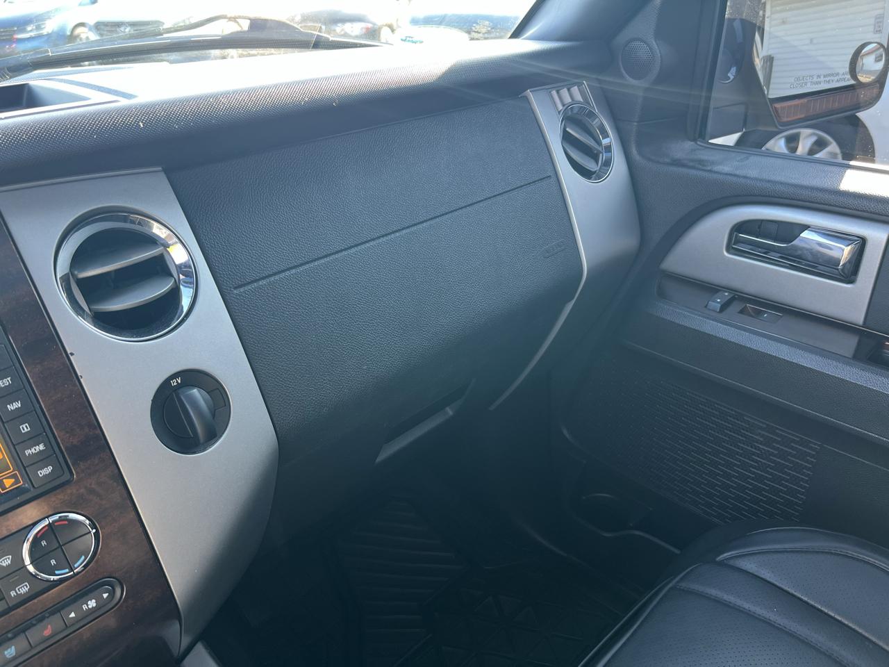 Ford Expedition EL Limited 4WD 2010