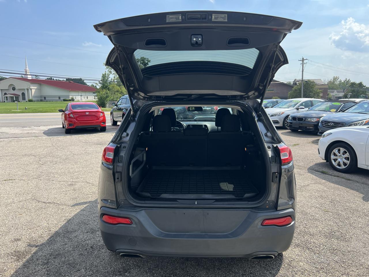 Jeep Cherokee Latitude 4WD 2015