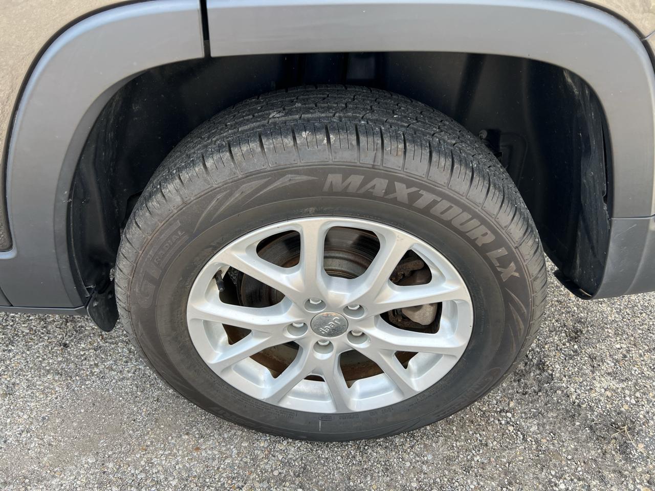 Jeep Cherokee Latitude 4WD 2015