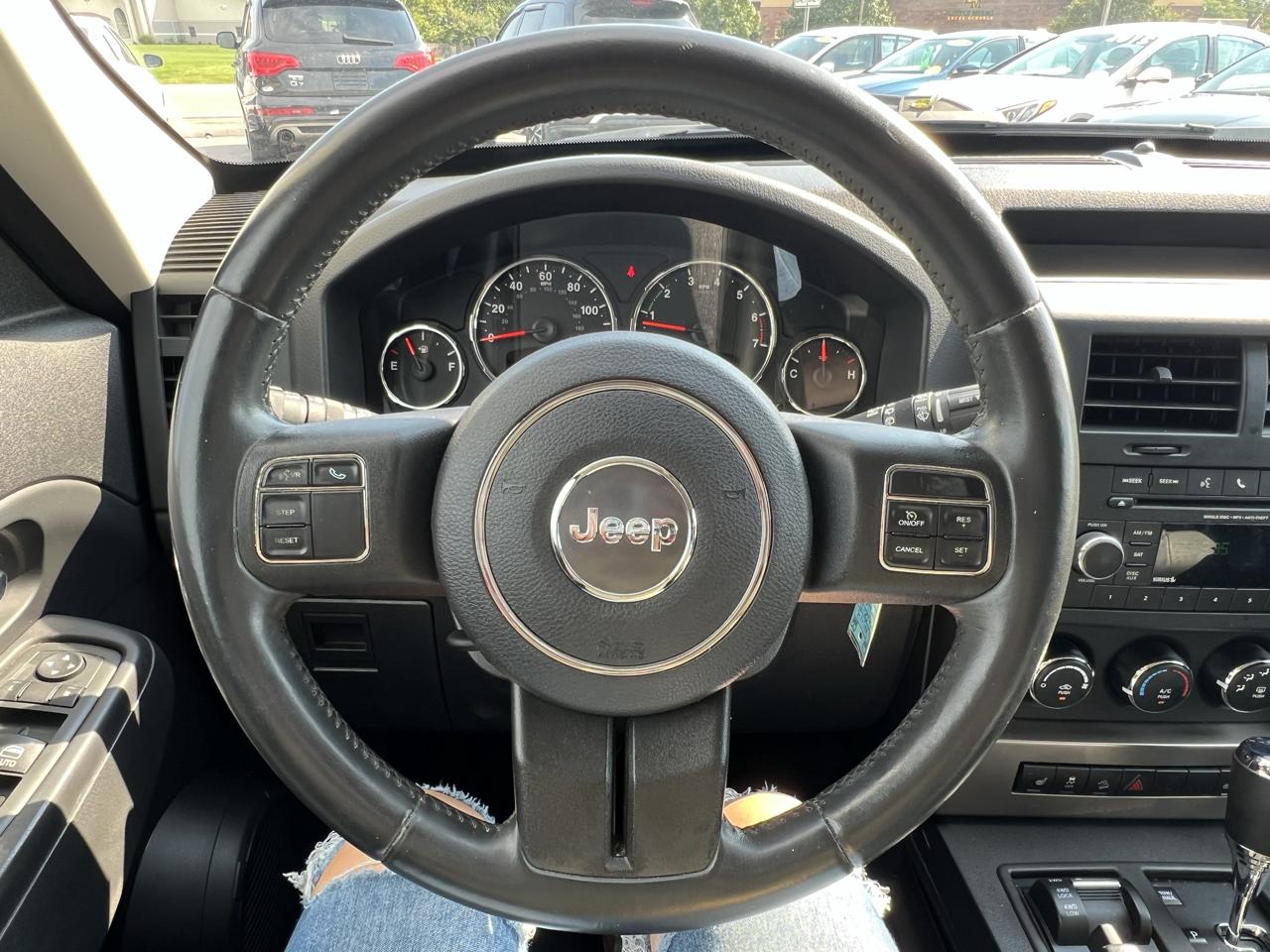 Jeep Liberty Sport 4WD 2012
