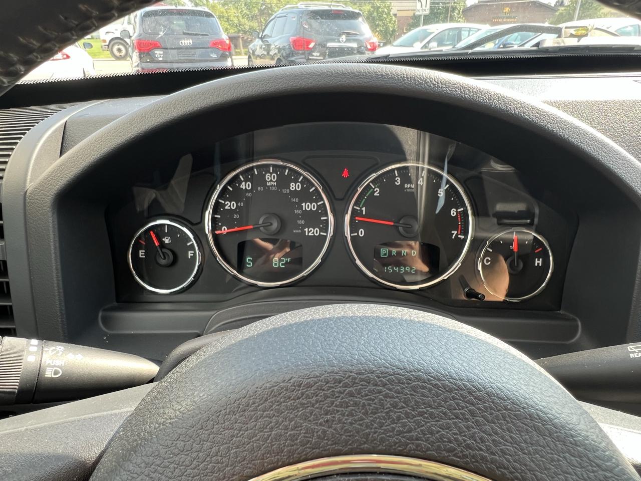 Jeep Liberty Sport 4WD 2012