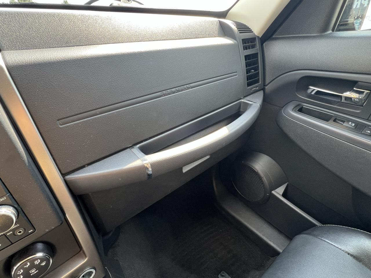 Jeep Liberty Sport 4WD 2012
