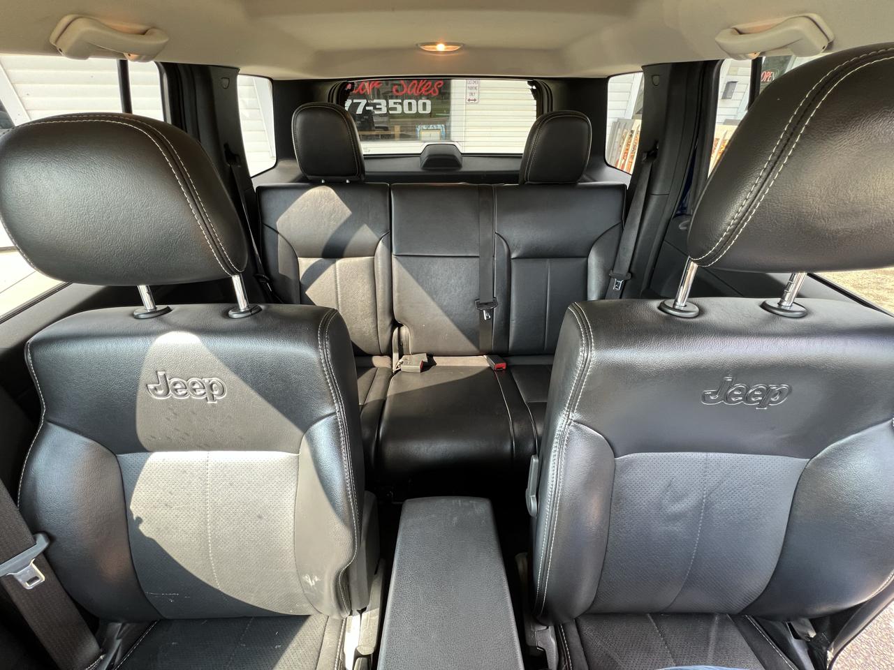 Jeep Liberty Sport 4WD 2012