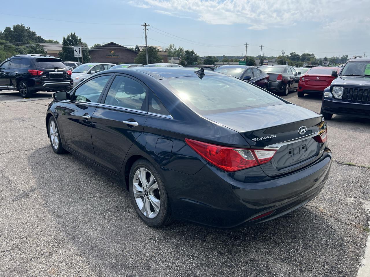 Hyundai Sonata Limited Auto 2012