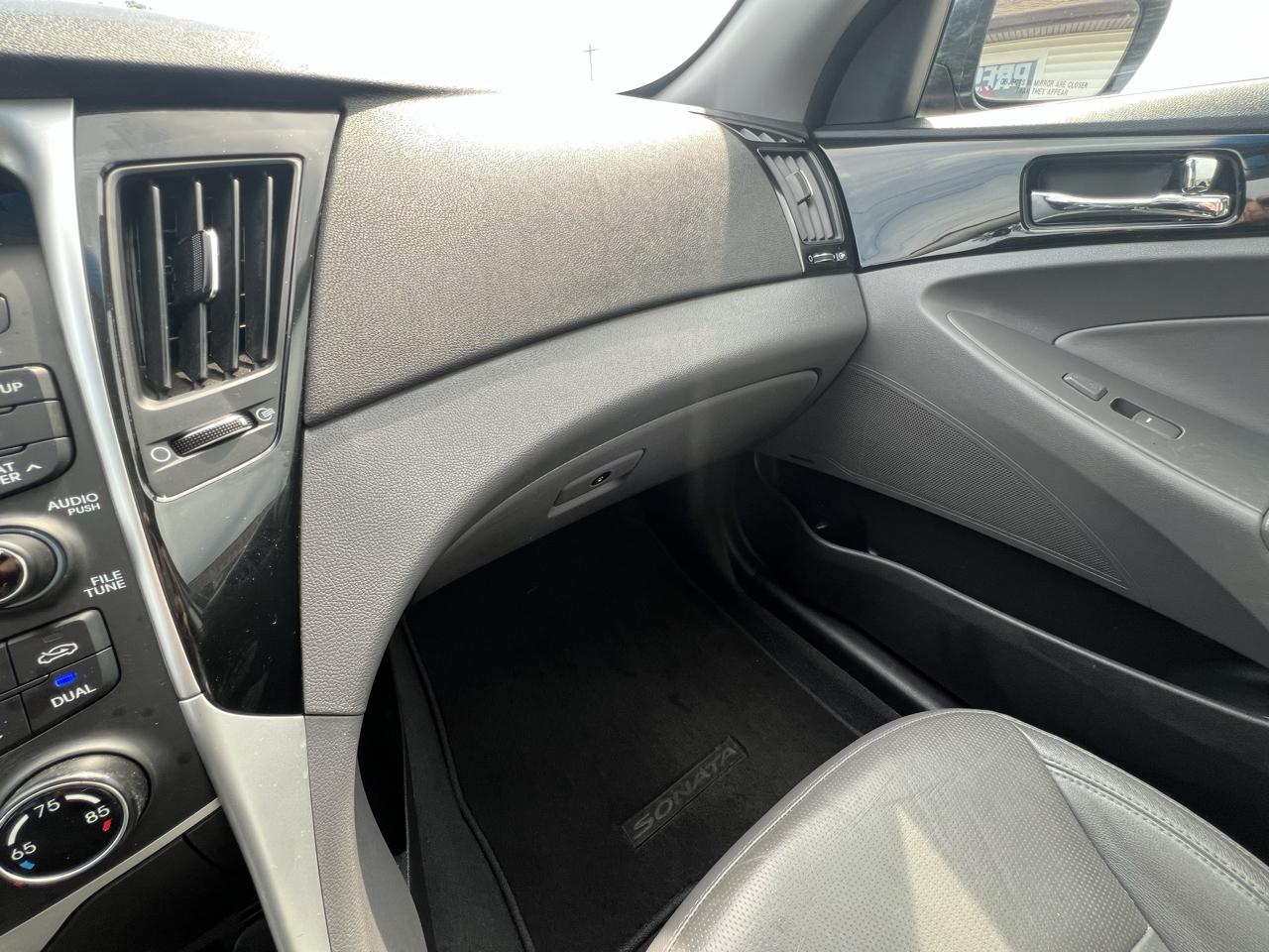 Hyundai Sonata Limited Auto 2012