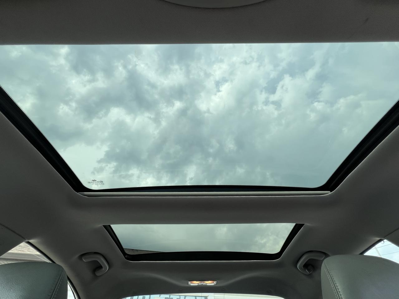 Hyundai Sonata Limited Auto 2012