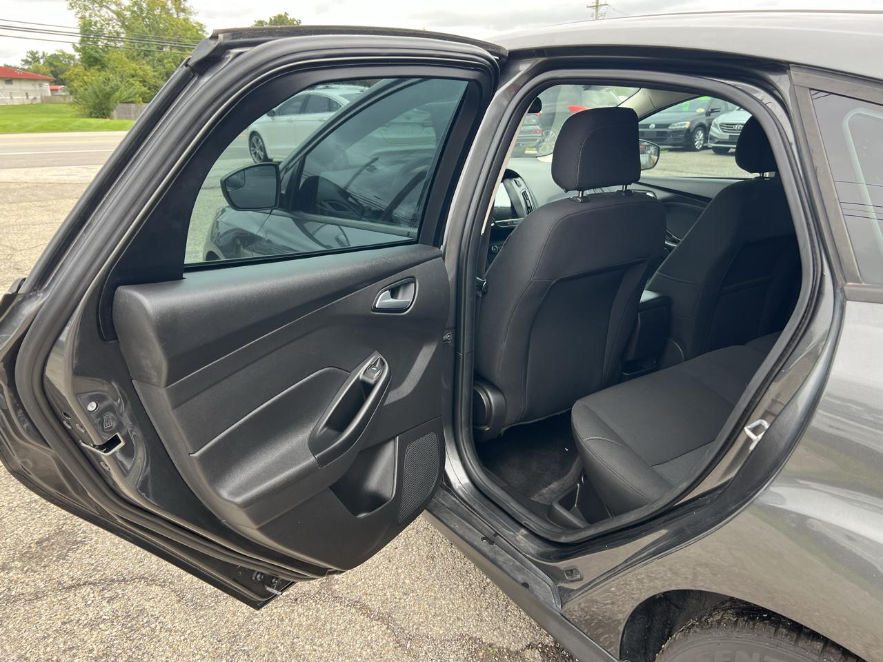 Ford Focus SE Hatch 2018