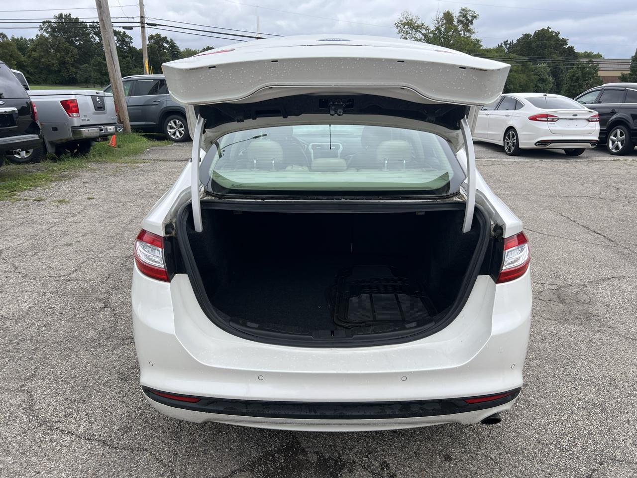 Ford Fusion SE 2014