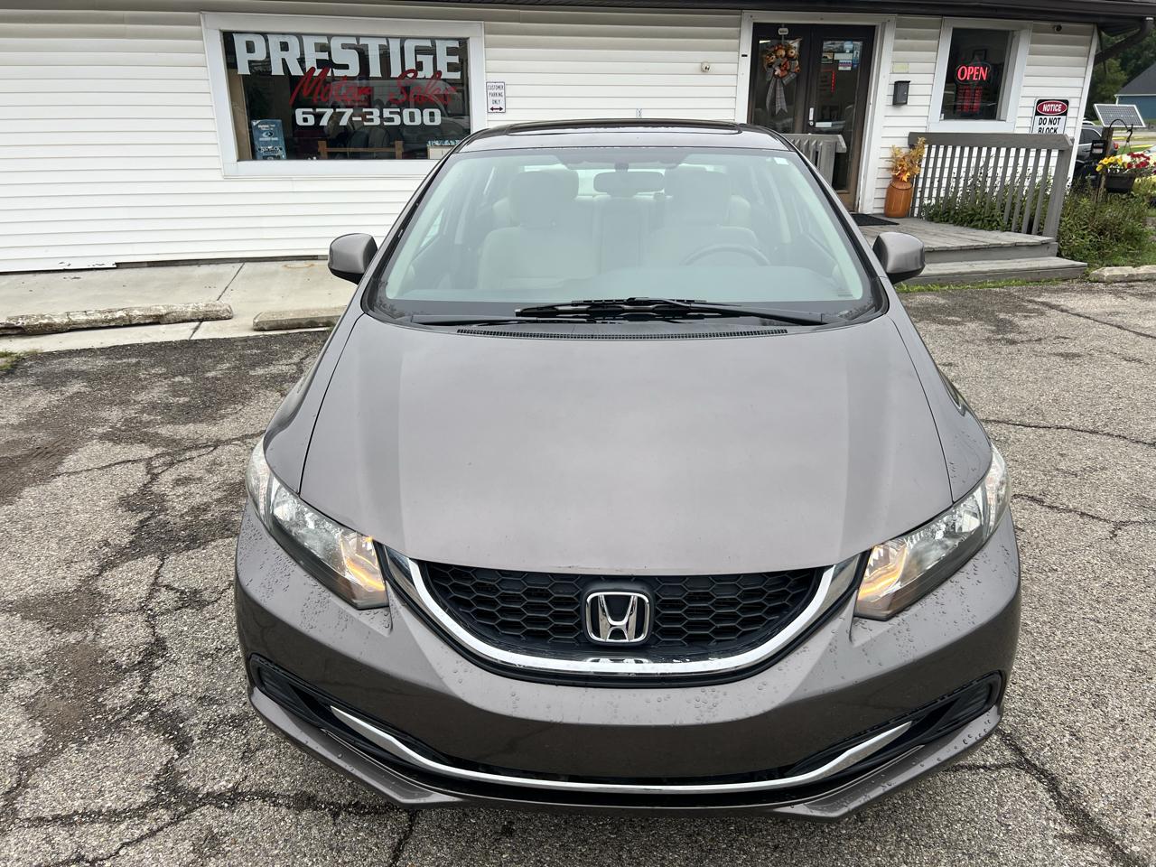 Honda Civic EX Sedan 5-Speed AT 2013