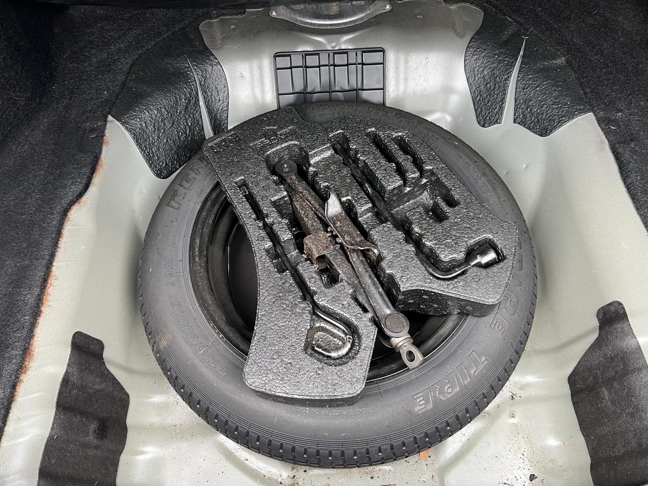 Honda Civic EX Sedan 5-Speed AT 2013