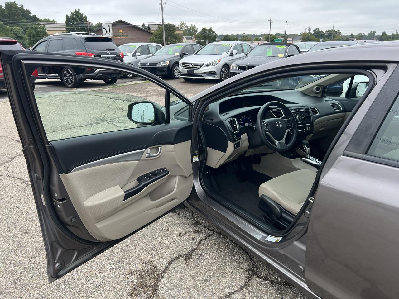 Honda Civic EX Sedan 5-Speed AT 2013