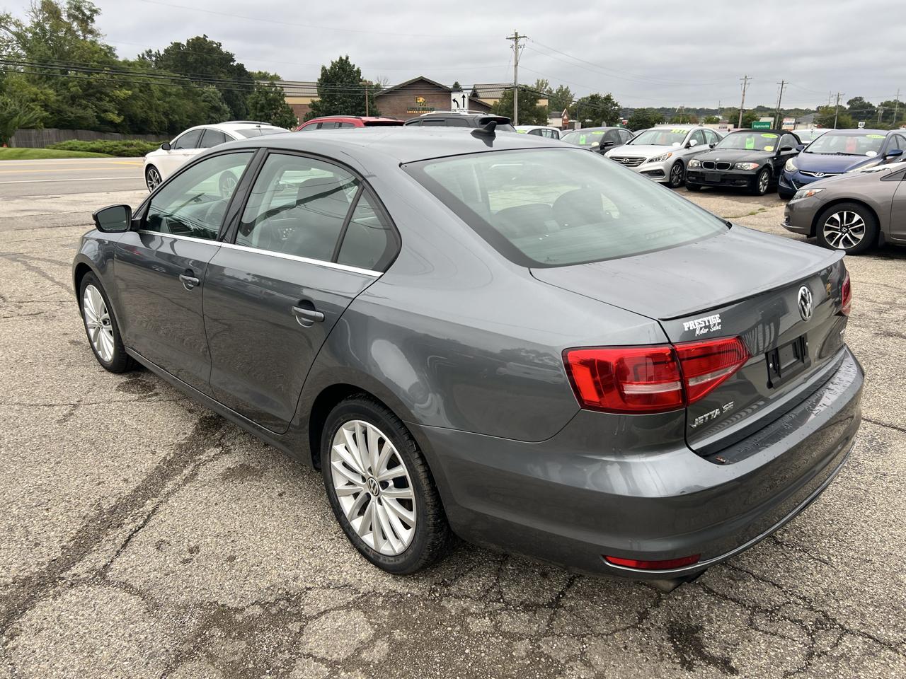 Volkswagen Jetta SE 6A 2015