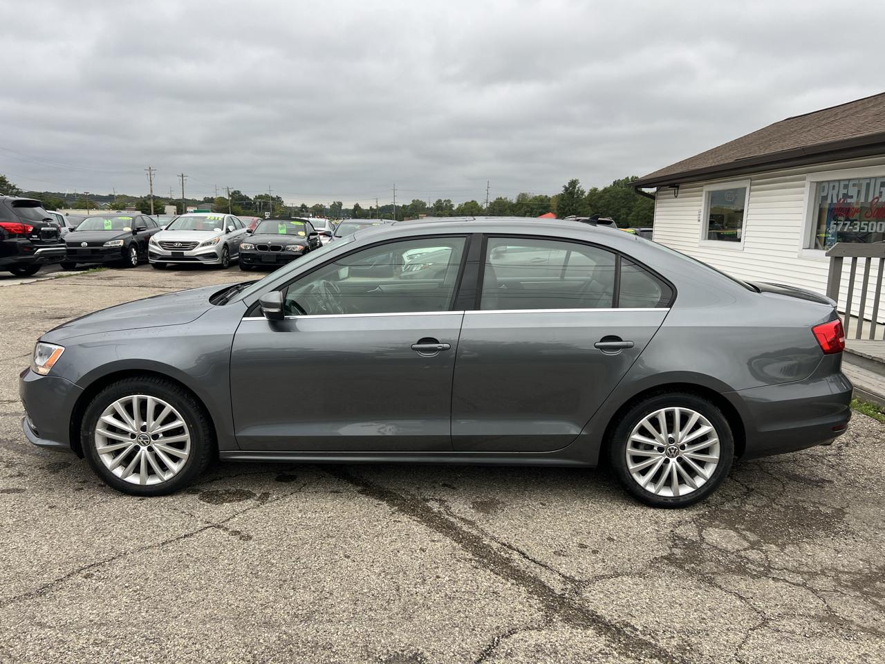 Volkswagen Jetta SE 6A 2015