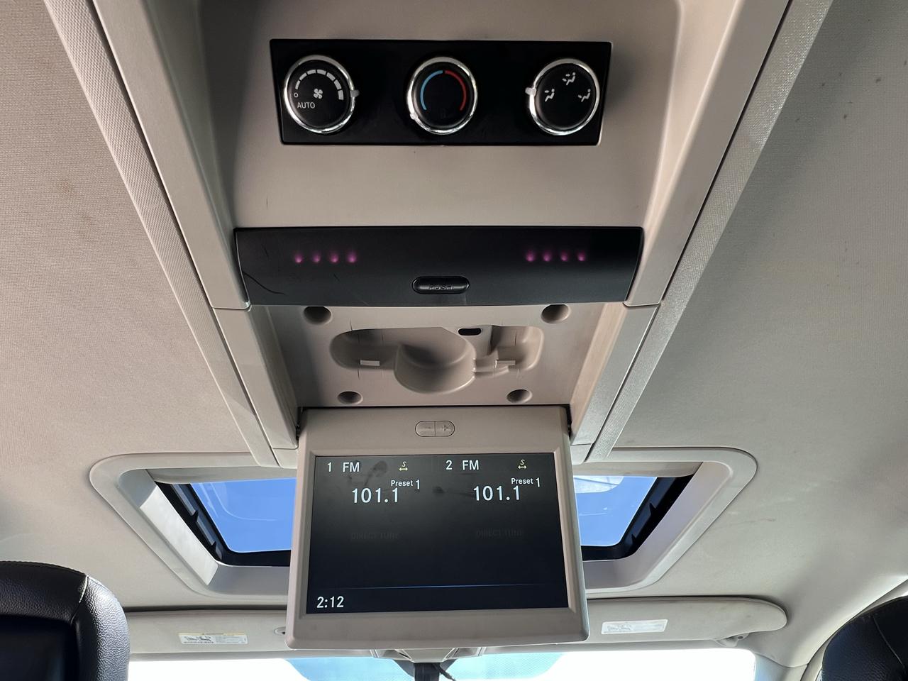 Chrysler Town & Country Touring-L 2016
