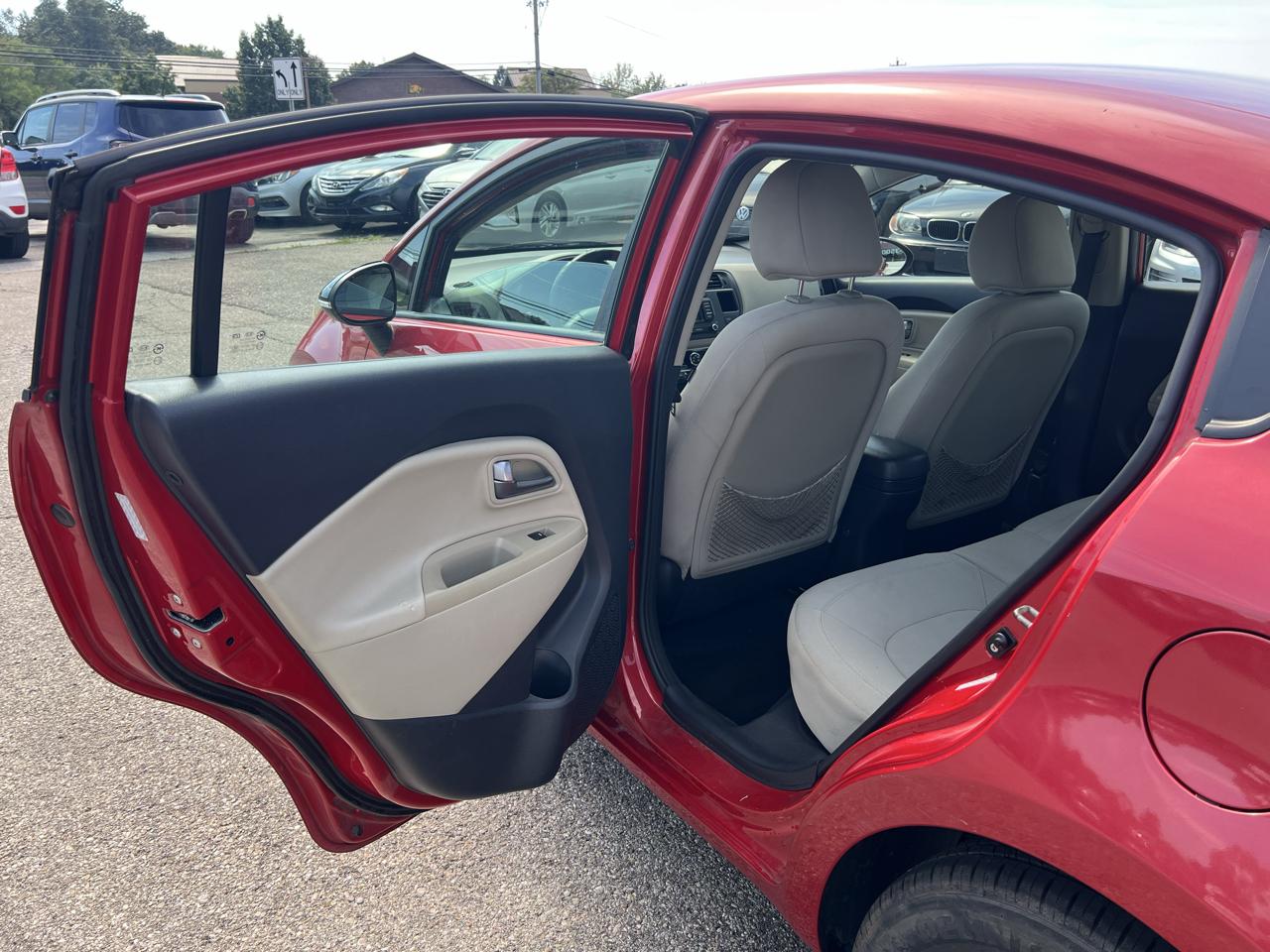 Kia Rio EX 2012