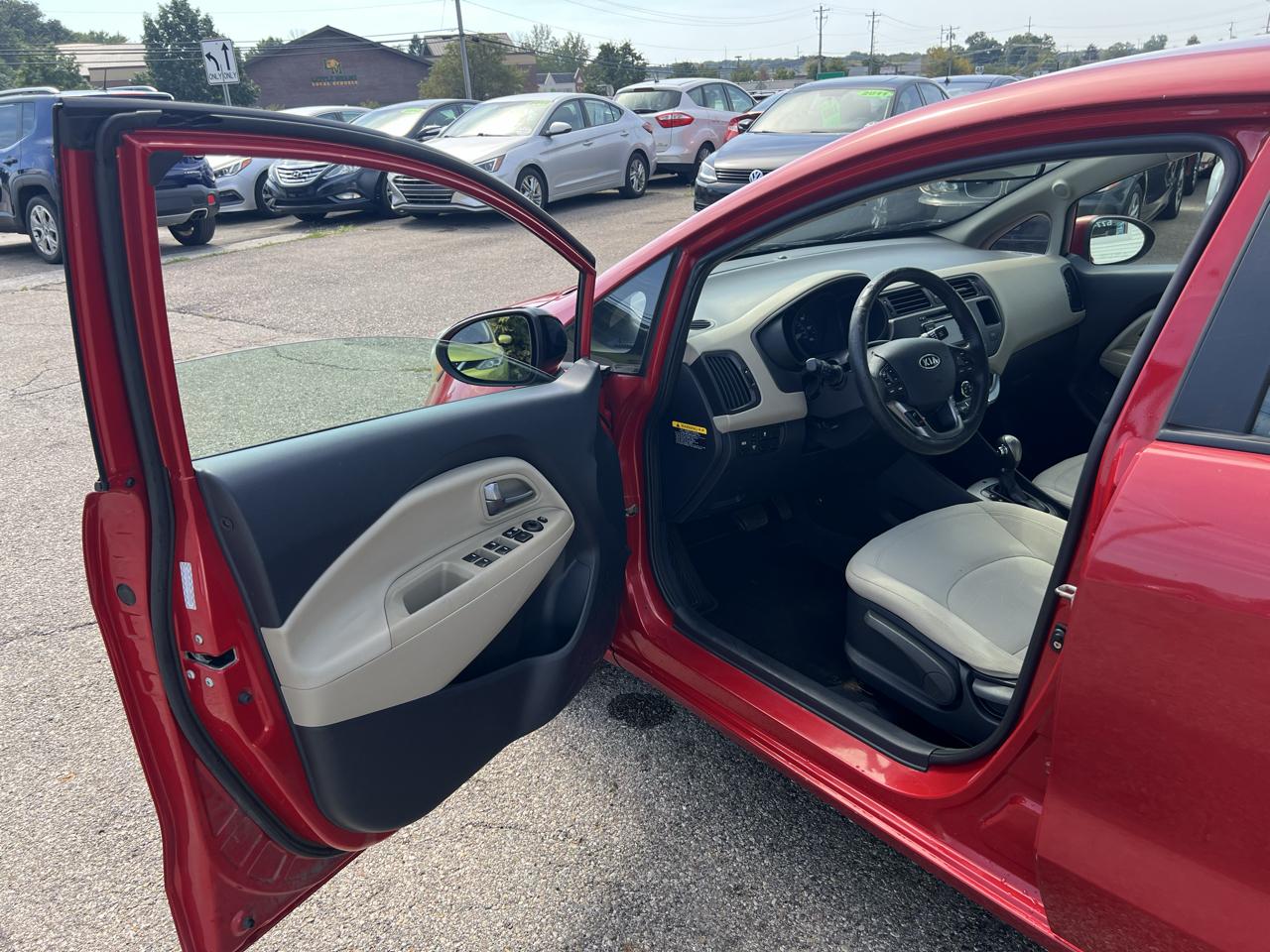 Kia Rio EX 2012