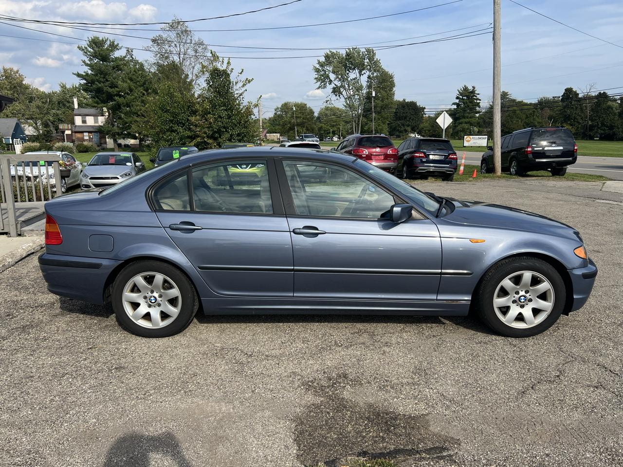 BMW 3-Series 325i Sedan 2004