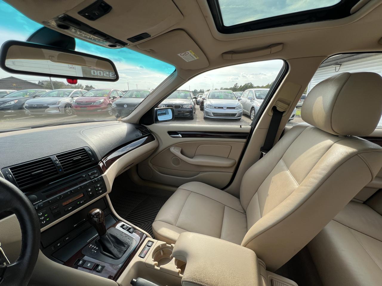 BMW 3-Series 325i Sedan 2004