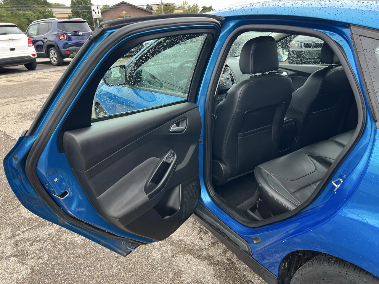 Ford Focus SE Hatch 2015
