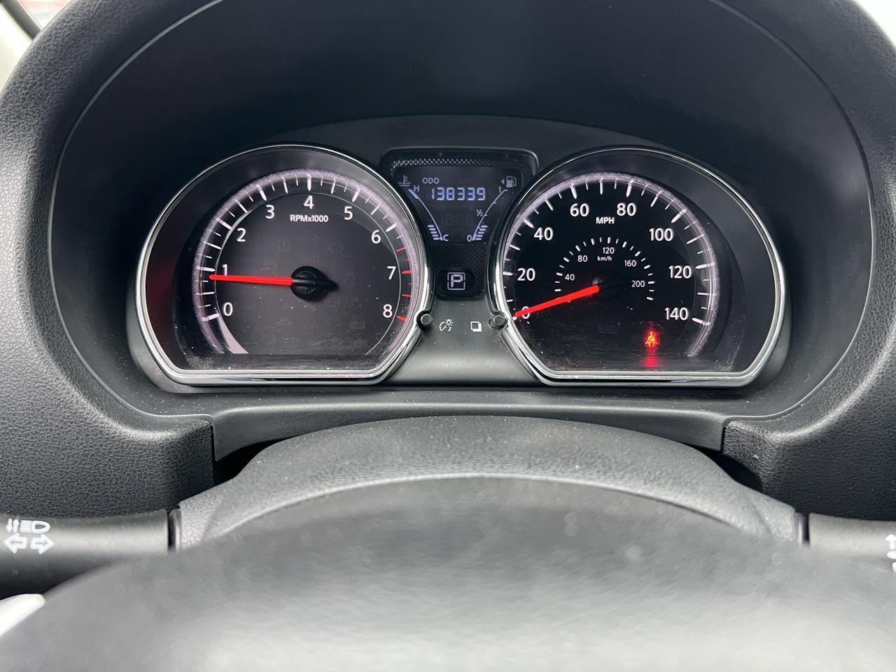Nissan Versa 1.6 SV Sedan 2016