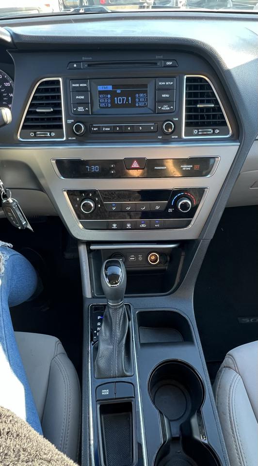 Hyundai Sonata SE 2015